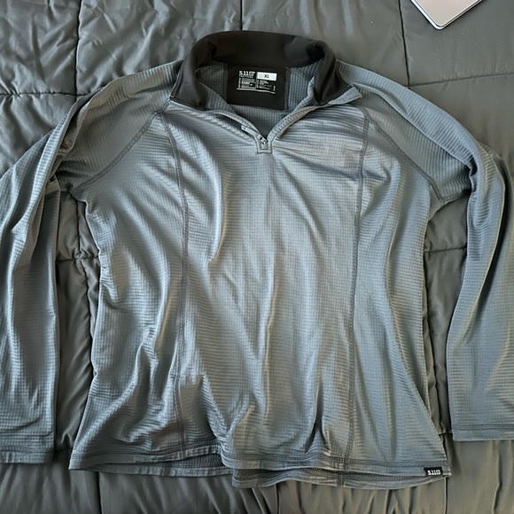 5.11 Tactical Women’s Stratos 1/4 Zip, Gray, Thermal Top, Size XL - Picture 1 of 3